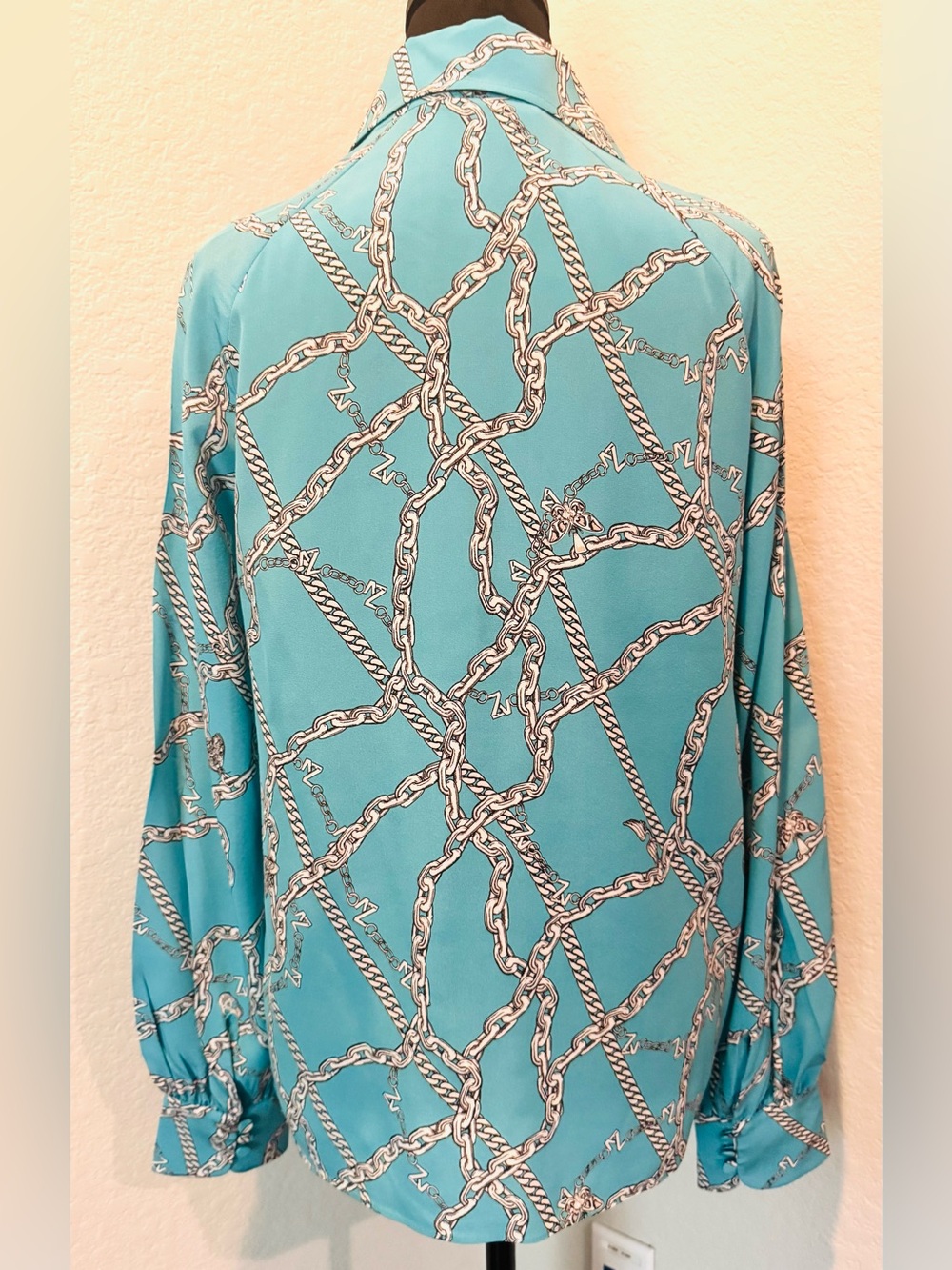 NWOT Zadig&Voltaire Tuile 100% Silk Turquoise Chain Print Tie-Neck Blouse size L - Picture 9 of 9